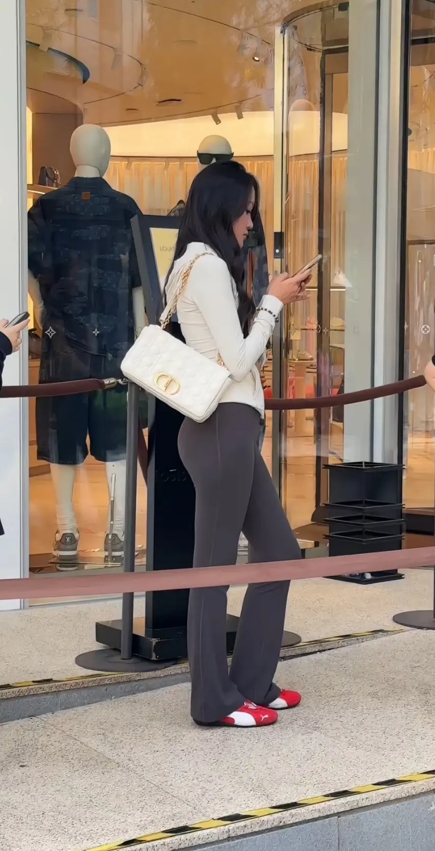 好身材好气质 美女 气质范 腿长 健身穿搭