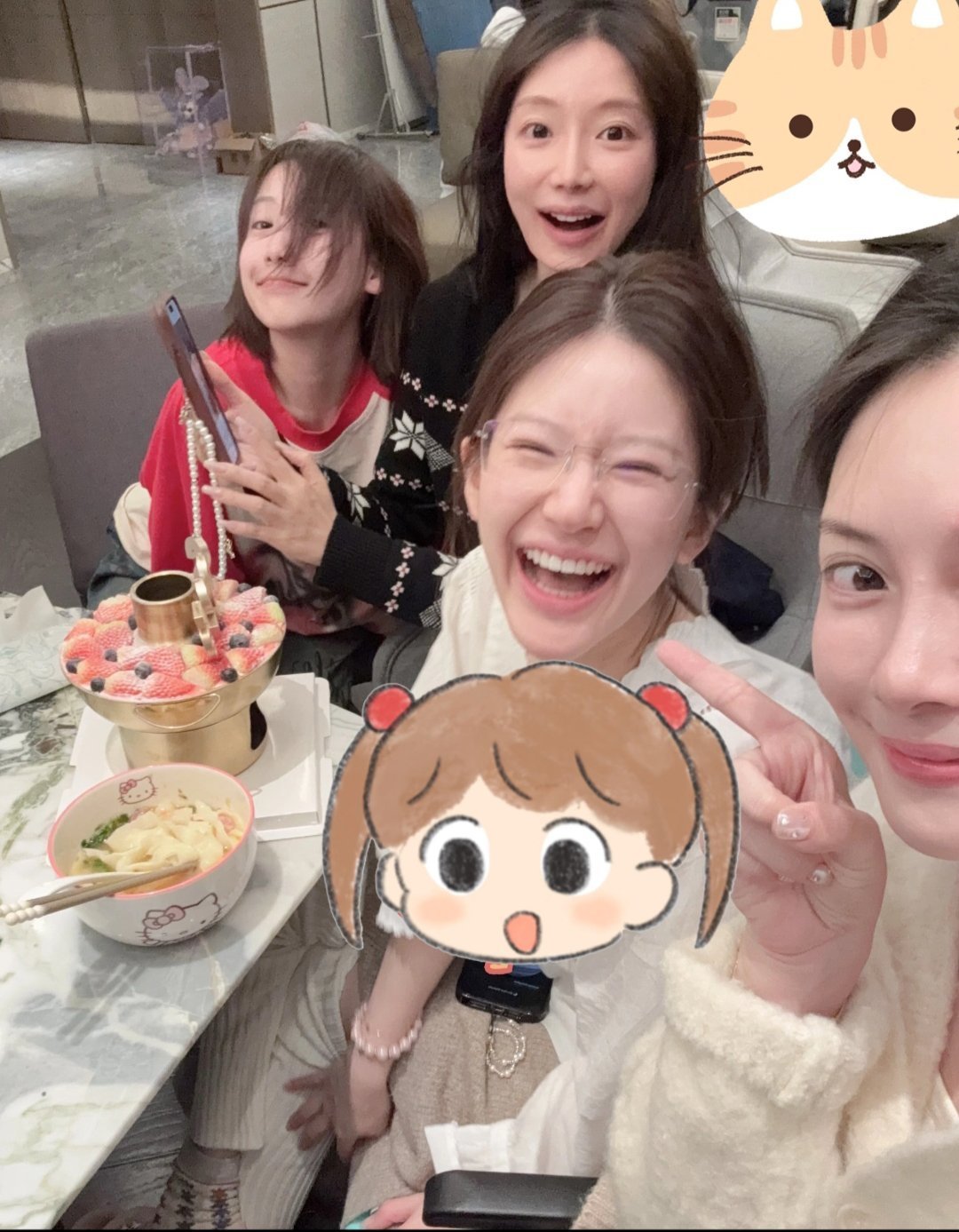 导演王照达聊赵露思近期舆论导演王照达为赵露思发声：“这件事把赵露思将近6年前的事