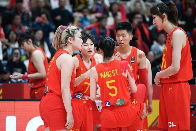 中国女篮105:69战胜波多黎各女篮，这两点表现一喜一忧

1、张茹首发合理
张