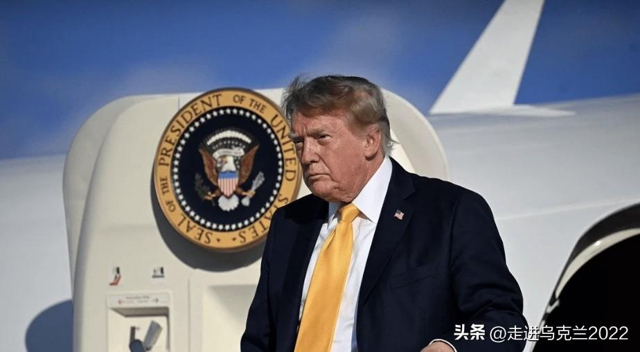 特朗普支持率跌至历史最低点：美国民众对其施政表现的认可度



美国总统特朗普的
