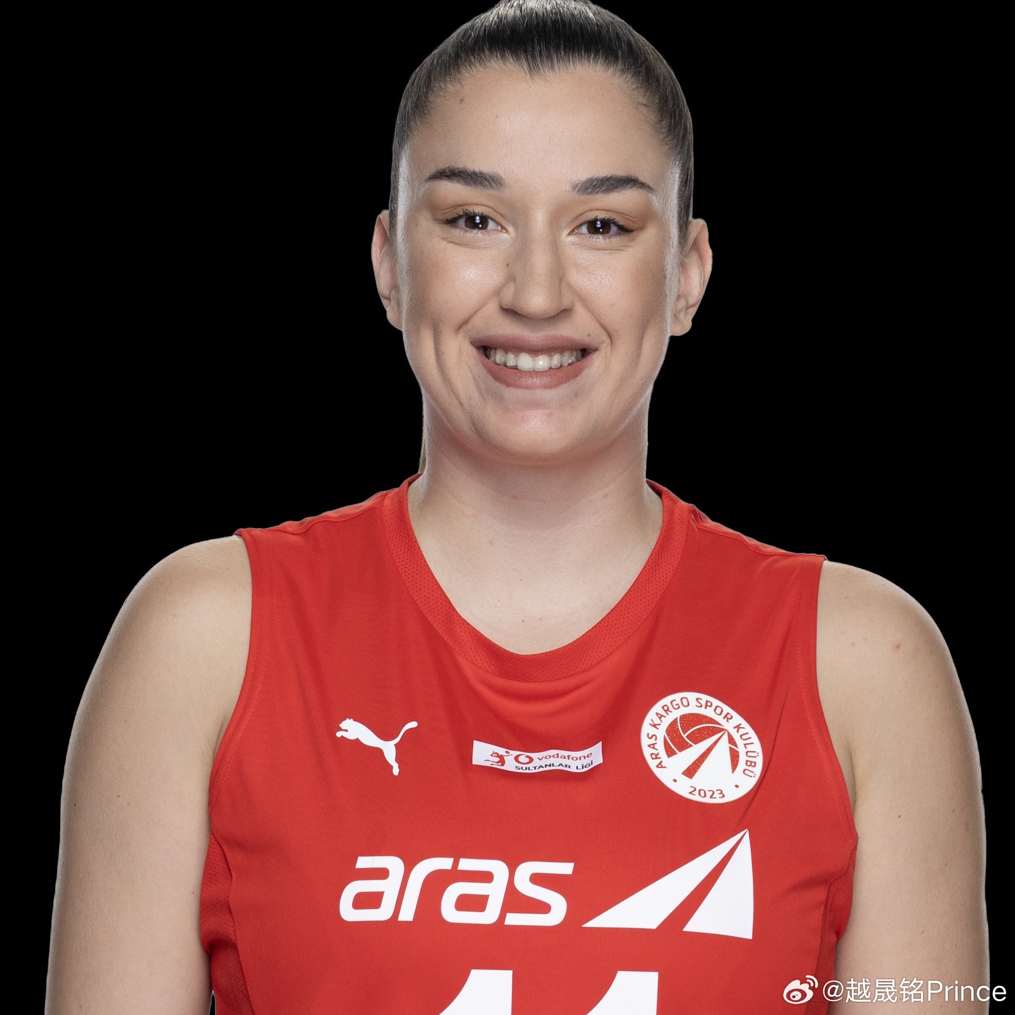 🟣 泽仁体育已与二传手阿斯利汉·基利奇就下赛季的合作达成协议。 