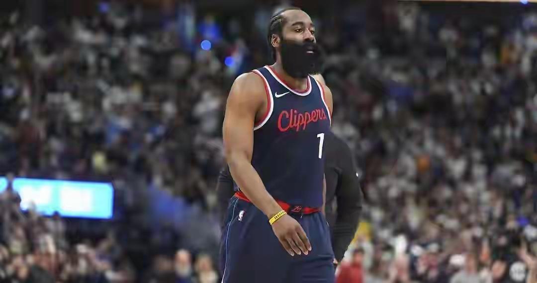 NBA现役球星，谁会是下一个3万分先生！
现役球星，詹姆斯第一个4万分先生，杜兰