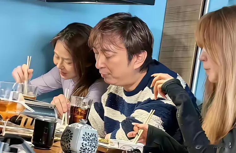 你别说王思聪怎么看都与其真实年龄不相符，但看了其出生日期也差不多了呀！
1988