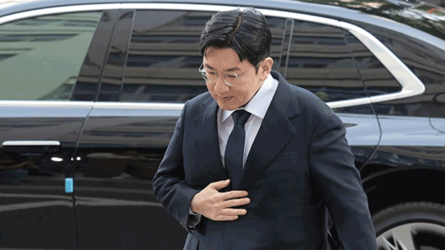 【kbs】涉嫌在HYBE上市过程中牟取约1900亿韩元(约合人民币10亿元)不当