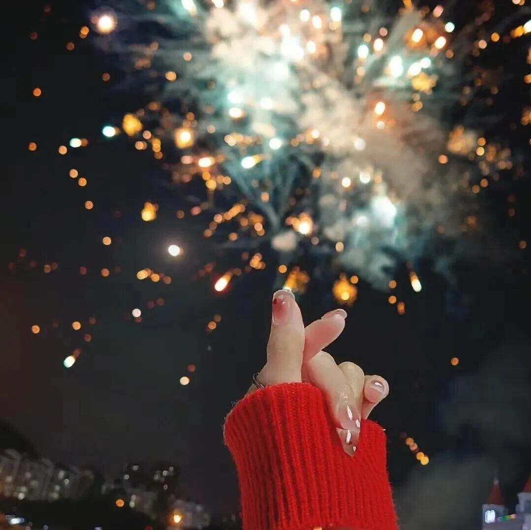 𝟐𝟎𝟐𝟓跨年拍照姿势🧨 