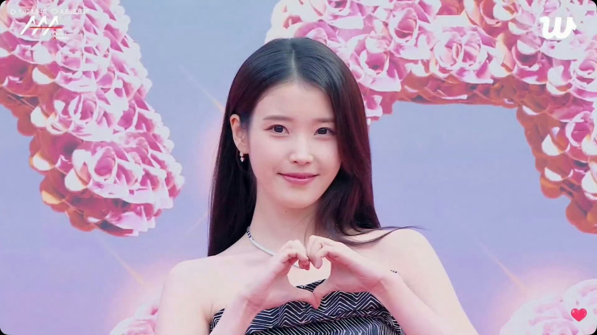 IU张元英韩娱2张权威的脸 美神降临，妹宝太可爱太美了！ 