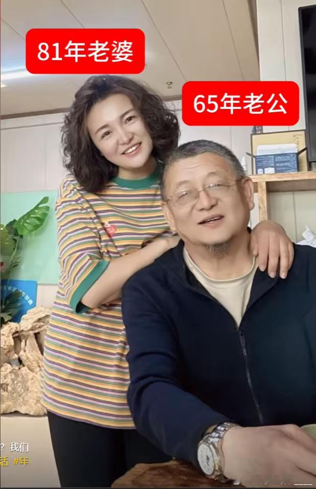 津门佳人恋冀商，年龄差距情更长。破产困境爱无惧，零彩礼定情缘章。真爱跨越界与疆，