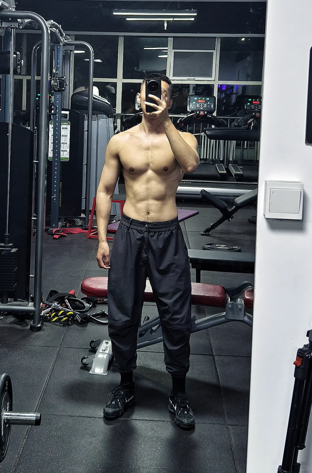 这个点健完身回家💪