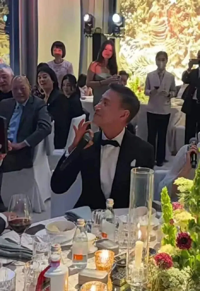 干儿子婚礼现场，张学友献唱《爱是永恒》！李嘉欣、曾志伟、郑伊健……半个香港娱乐圈
