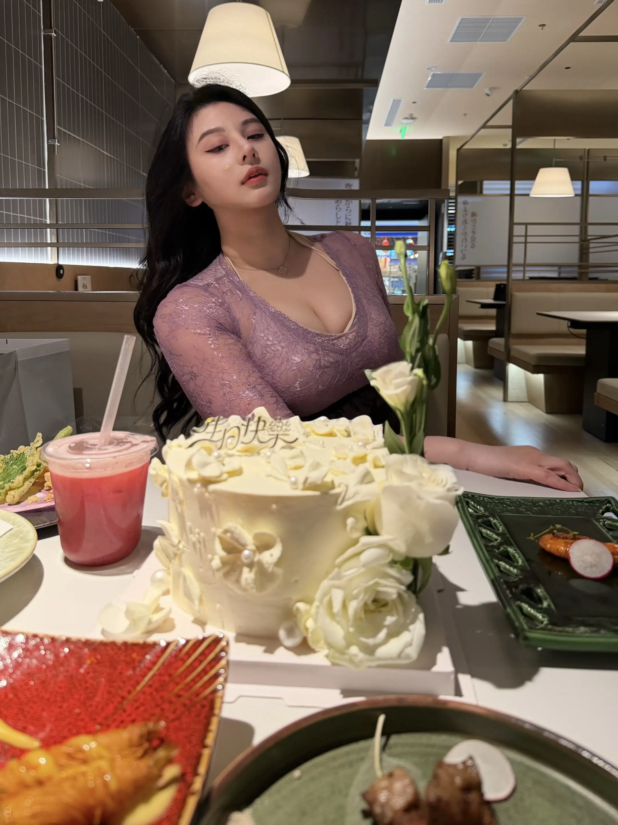 祝自己19岁生日快乐🎂