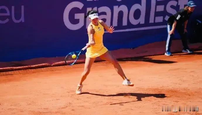 王欣瑜在法网首轮的对手变成资格赛球员🇩🇪尼迈尔（NO.97），这位球员力量奇