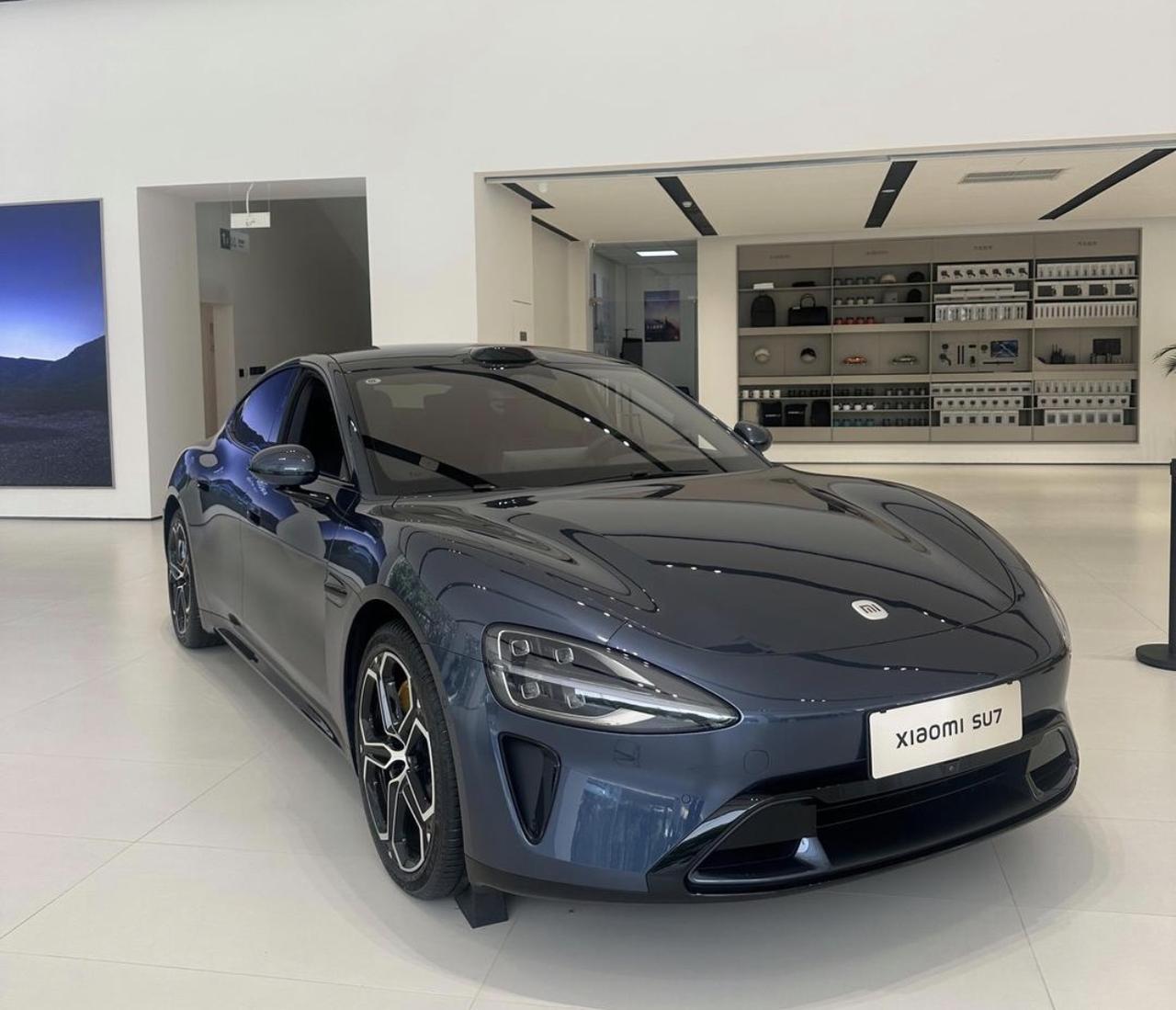 雷军直播小米新SU7续航，这事儿可太震撼啦！

3月，新一代小米SU7 Pro沿