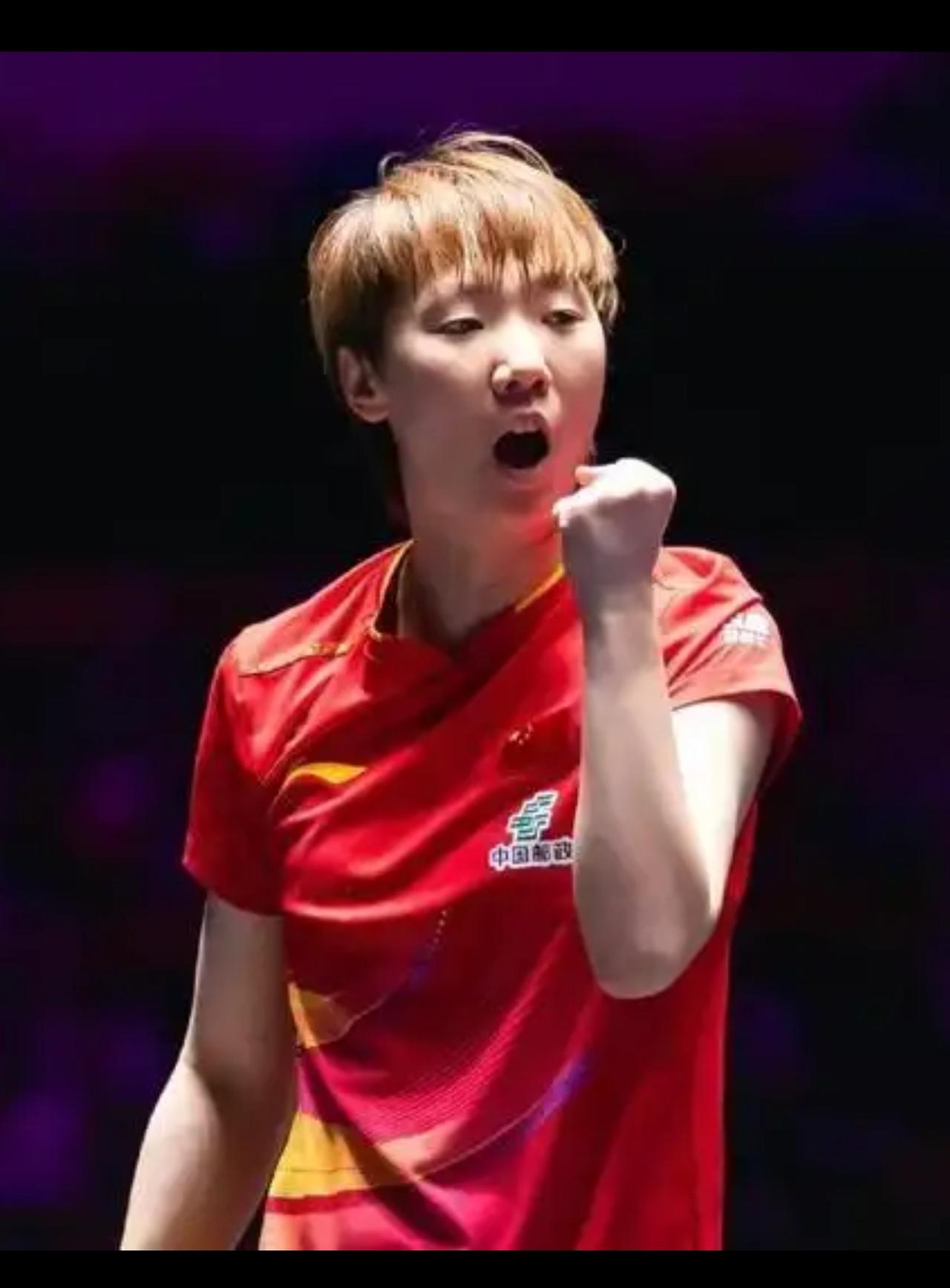 王曼昱又送张本一个四比二！
在2月8日海口亚洲杯赛上，王曼昱以4：2战胜了日本张