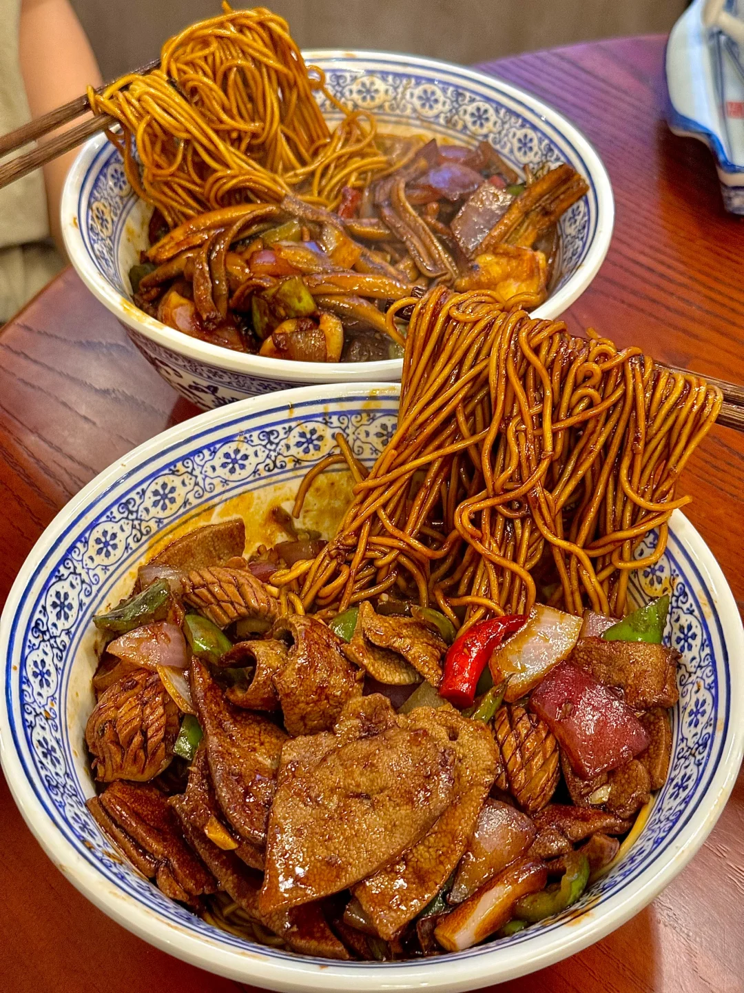 上海新开的！！吃过分量最足的本帮面🤤🤤！！！