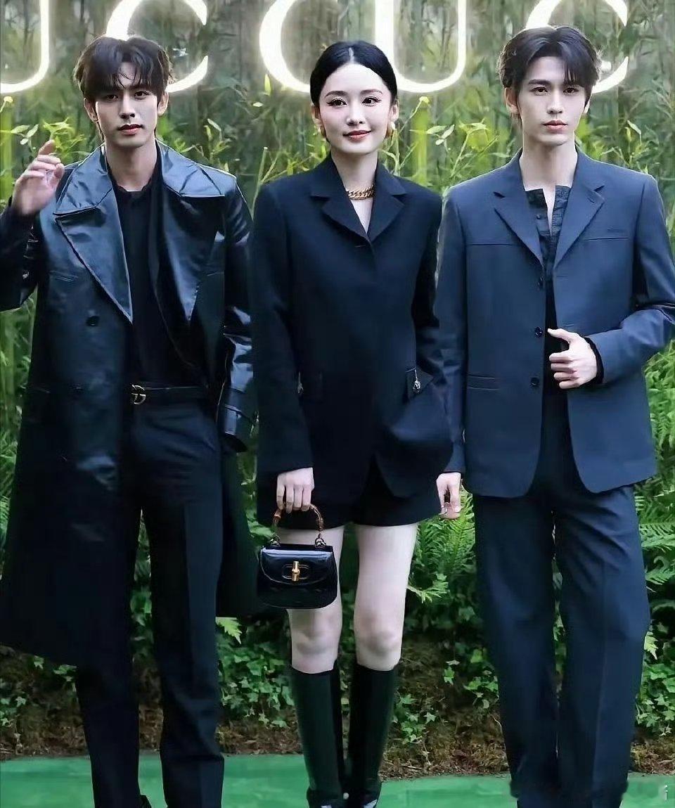 宋威龙VS张凌赫，谁才是浓颜系帅哥的代表 