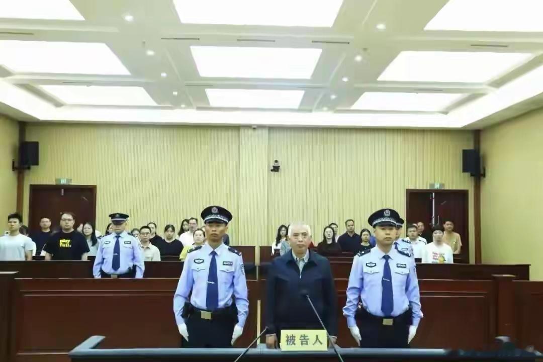 【受贿2192万余元    贵州遵义医科大学原党委委员、副校长王达利获刑11年三