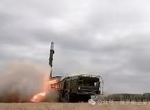 俄军“无人机+龙卷风”精准反制，扎波罗热挫败乌军特种空降突袭

2025年12月