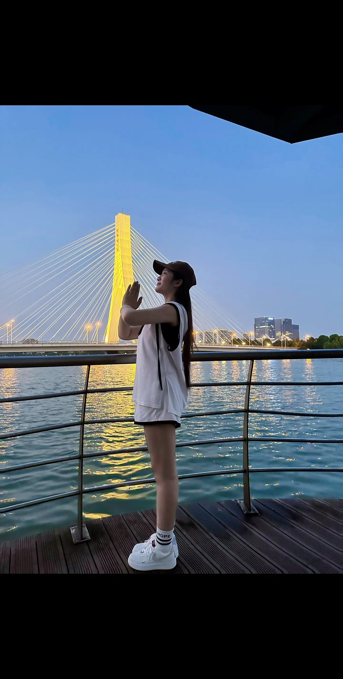我说我喜欢海 不是你的斜刘海