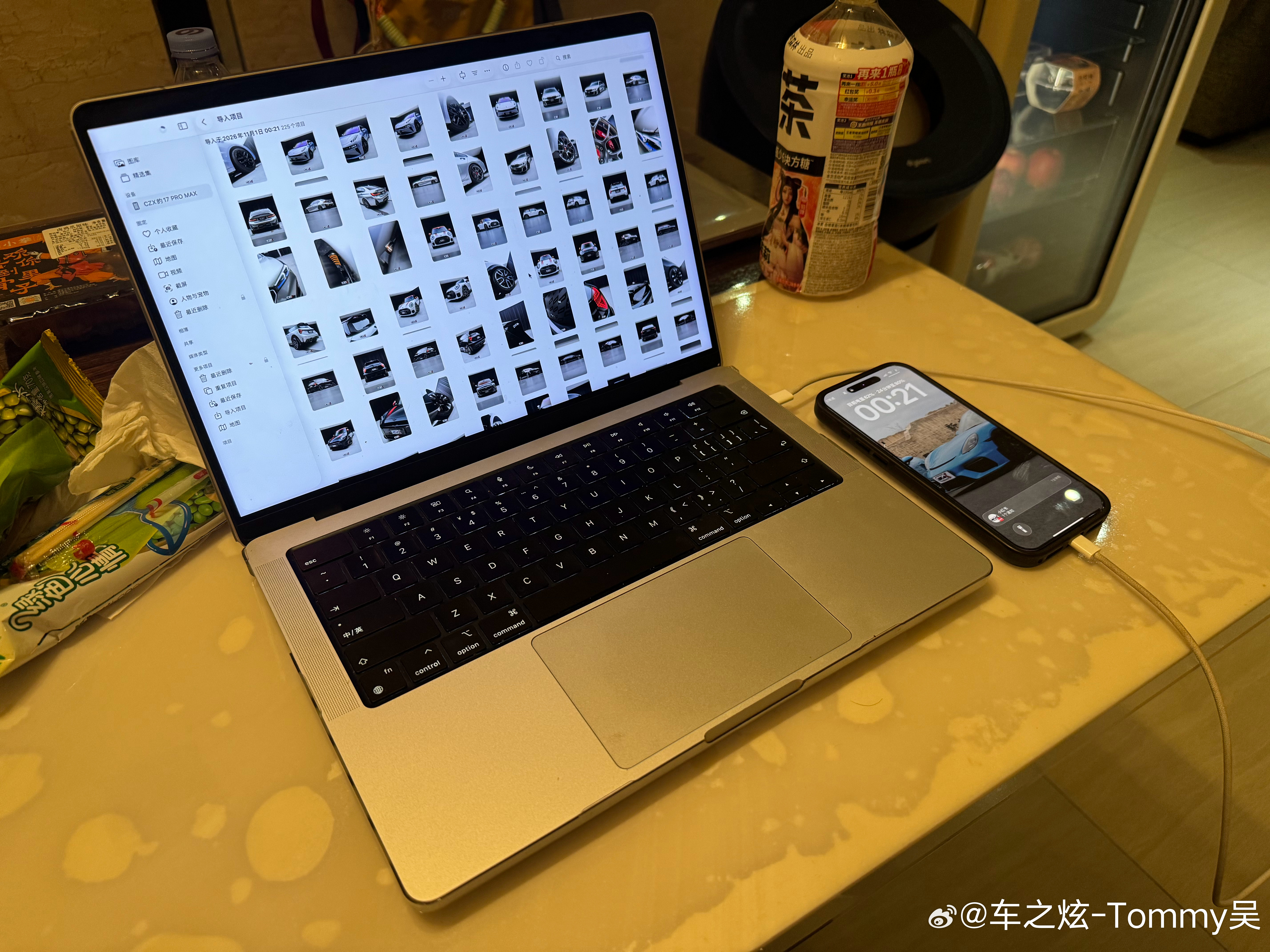 月底必做的事…备份10月改装施工照片…本月店内营业额下滑10%,同行们有同样情况