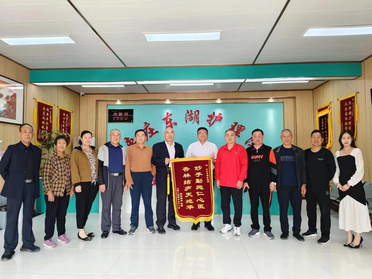 枣庄东湖护理院用实际行动践行拥军优抚工作。
10月13日，又一期来自“枣庄戍边胜