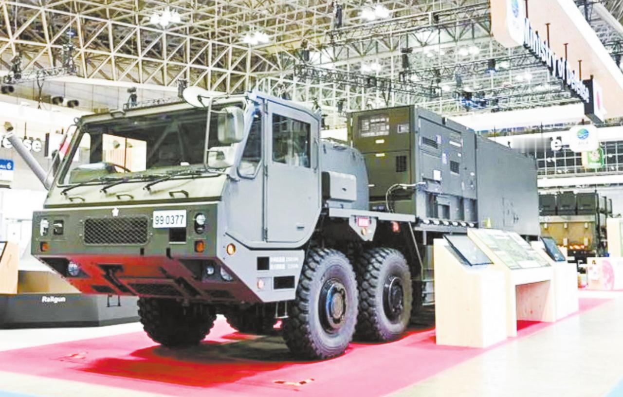 日本借反无人机发展激光武器

 据日本共同社报道，日本政府将在年内修改三份安保相