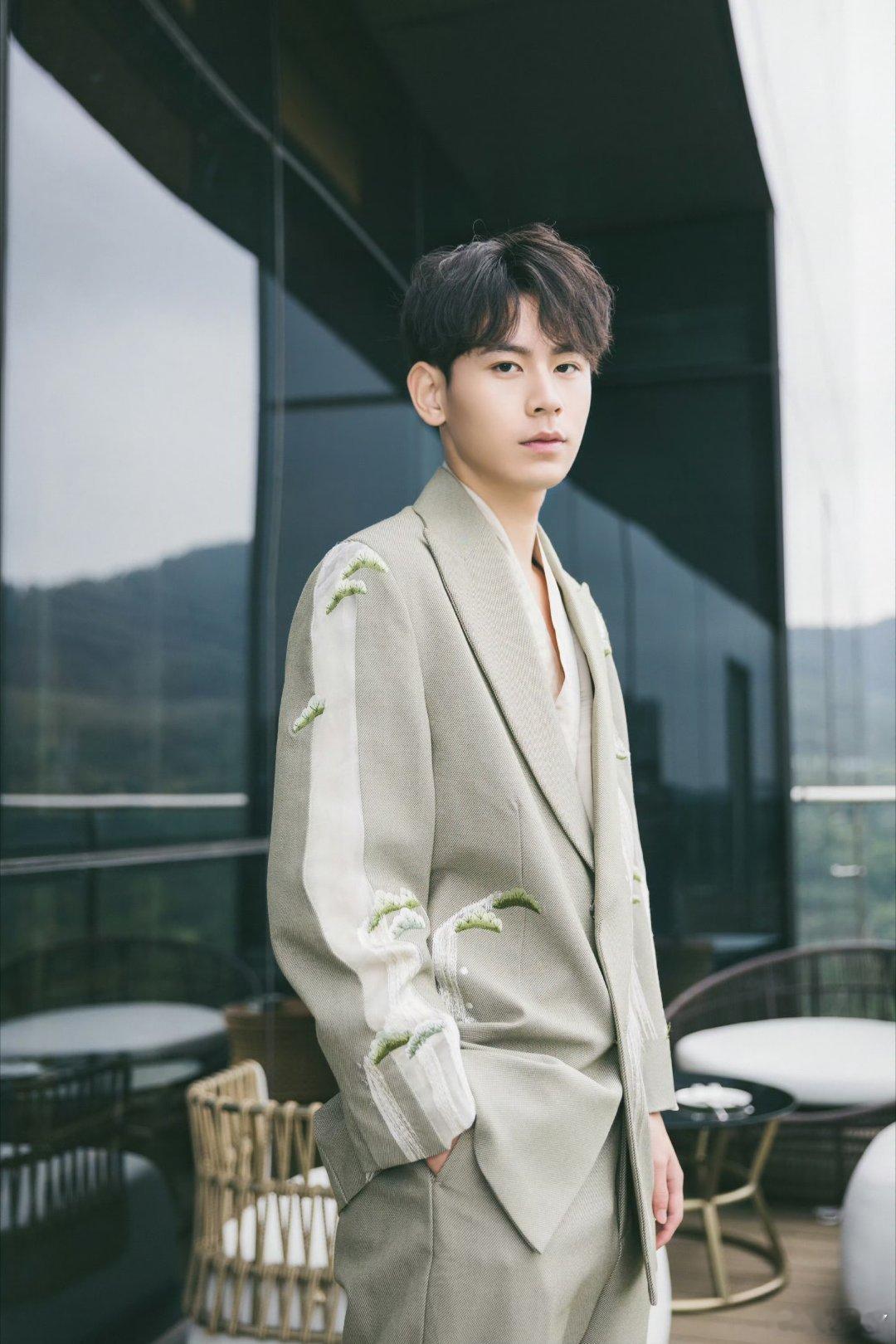 无畏NoFear 🍑心光自为引多远都无畏 做自己的太阳，与山川湖海为伴，热爱生