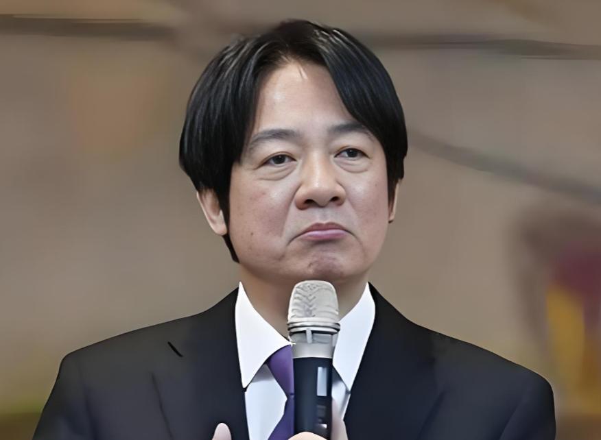 赖清德竟然扬言：“台湾人不是中国人”。结果高志凯教授直接怒怼：“如果你不是中国人