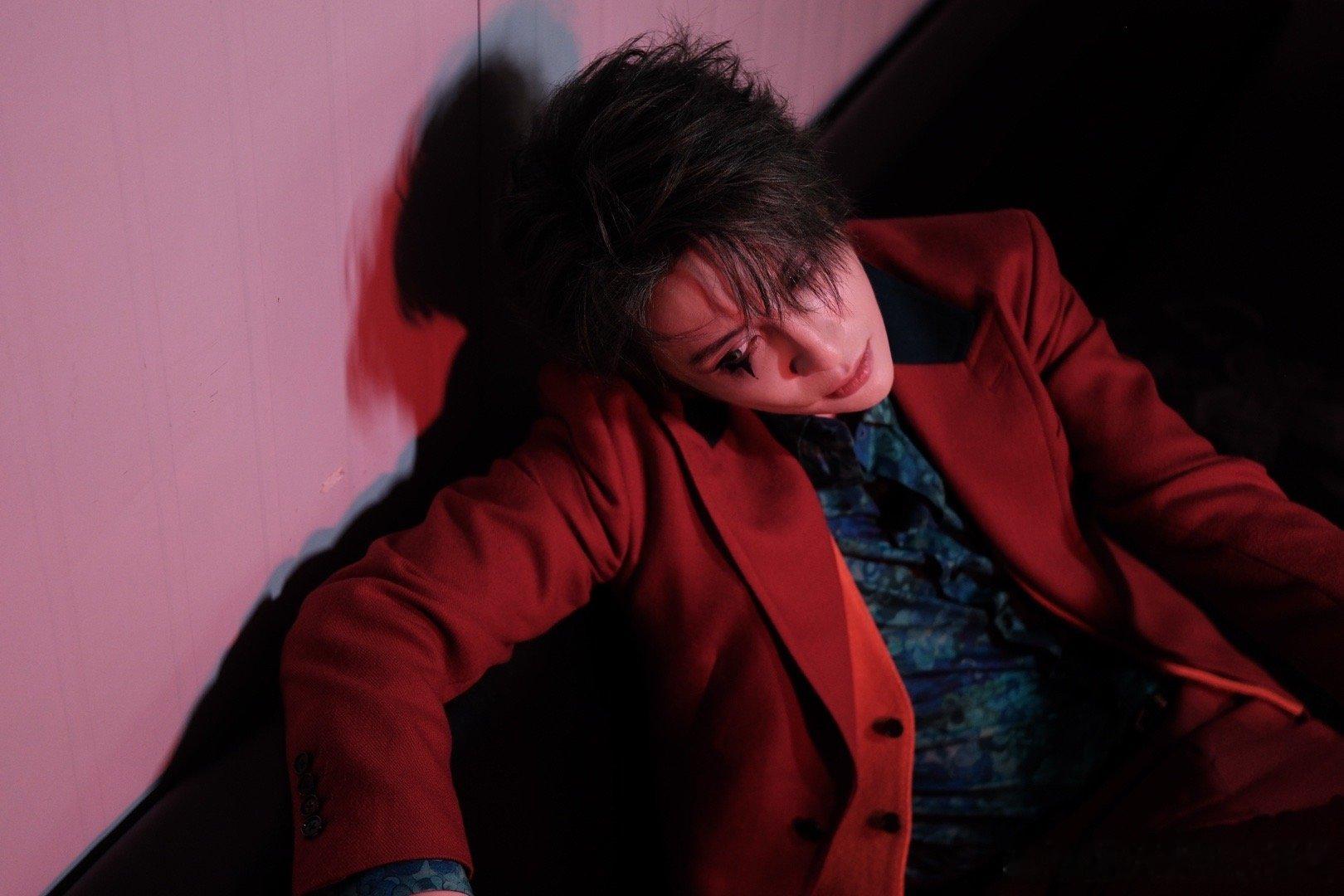 薛之谦见一面不能是负担“见一面不能是负担”，老薛把温柔藏进每一句承诺里。造最大舞