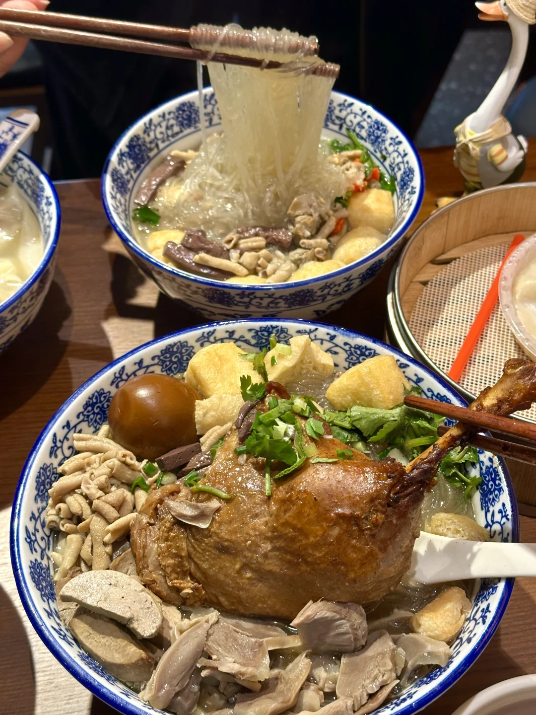 这一碗鸭血粉丝汤，鲜到我心巴上💓