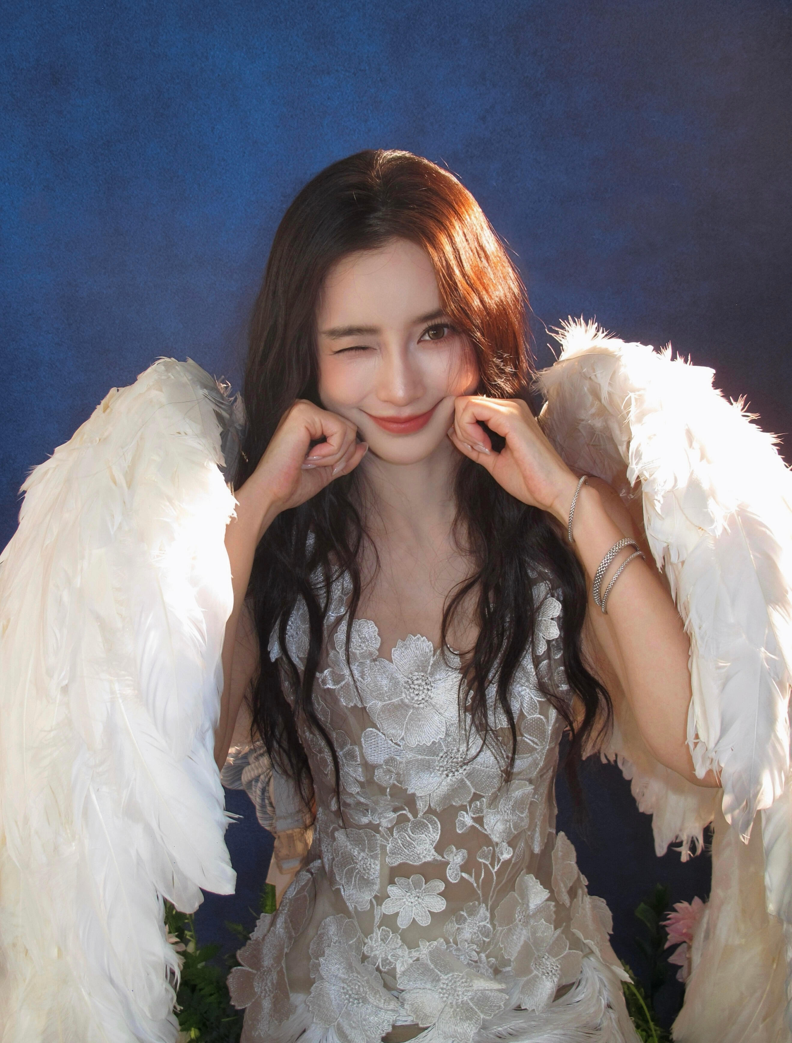 angelababy今日更新 