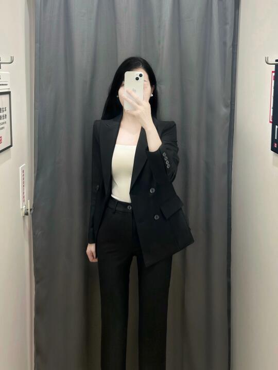 🎞️瘦了，更有职场气质了～