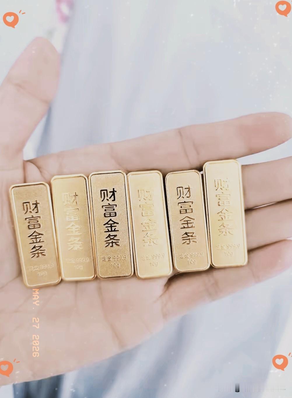 知道黄金为什么迟迟不能回到 1200 吗？
因为资本知道大家都挂在树上，
一旦它