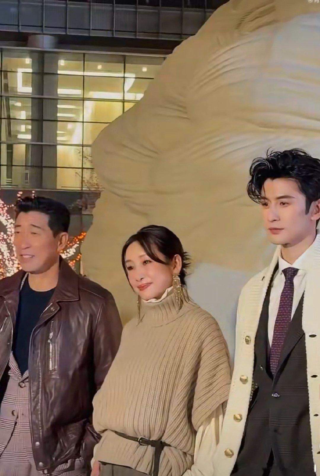  全是靠作品说话的演员！秦海璐王千源的演技无需多说，张云龙袁姗姗也一直在进步，这