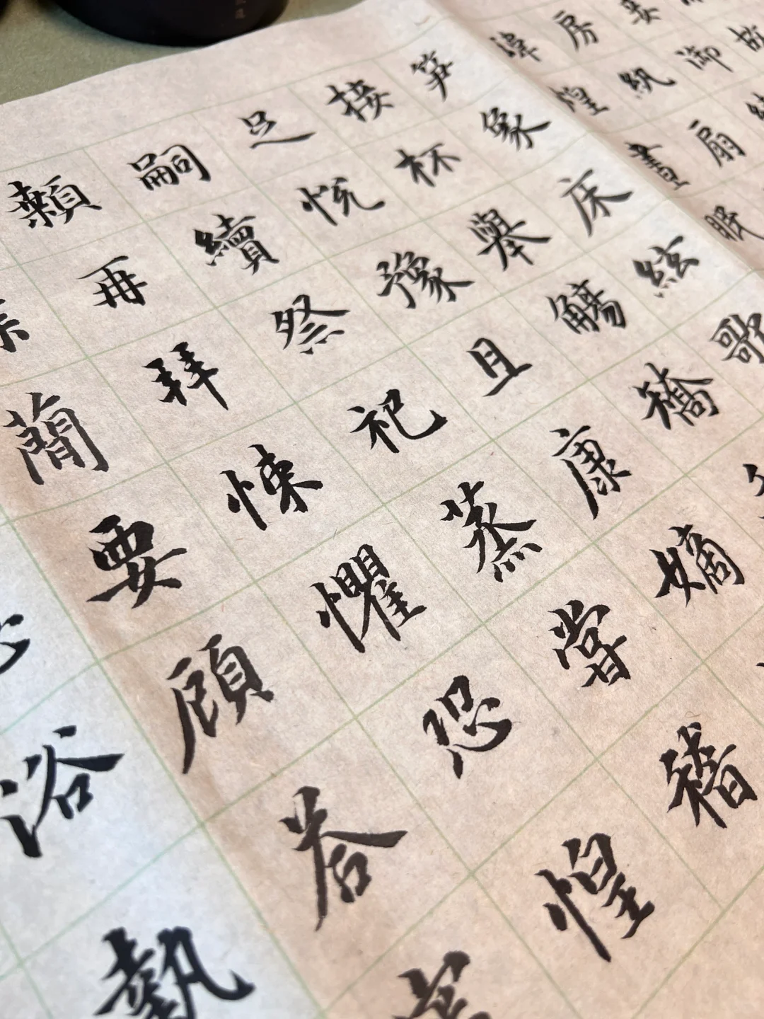 骗你个赞(👍ᐛ)愿意点吗？