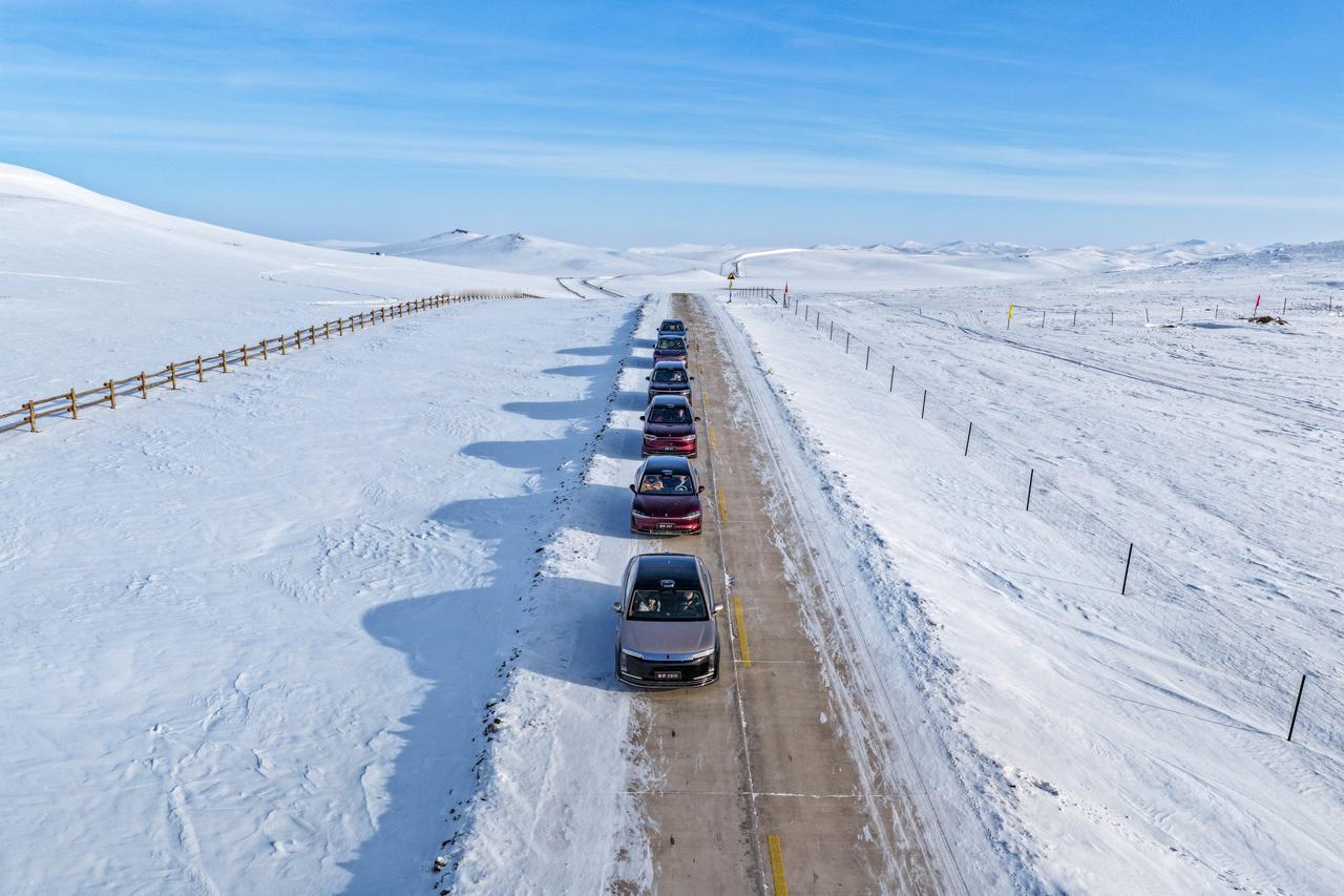 冬季用车最让人揪心的莫过于续航缩水、冰雪路面失控等问题，然而，这些痛点也恰恰是检