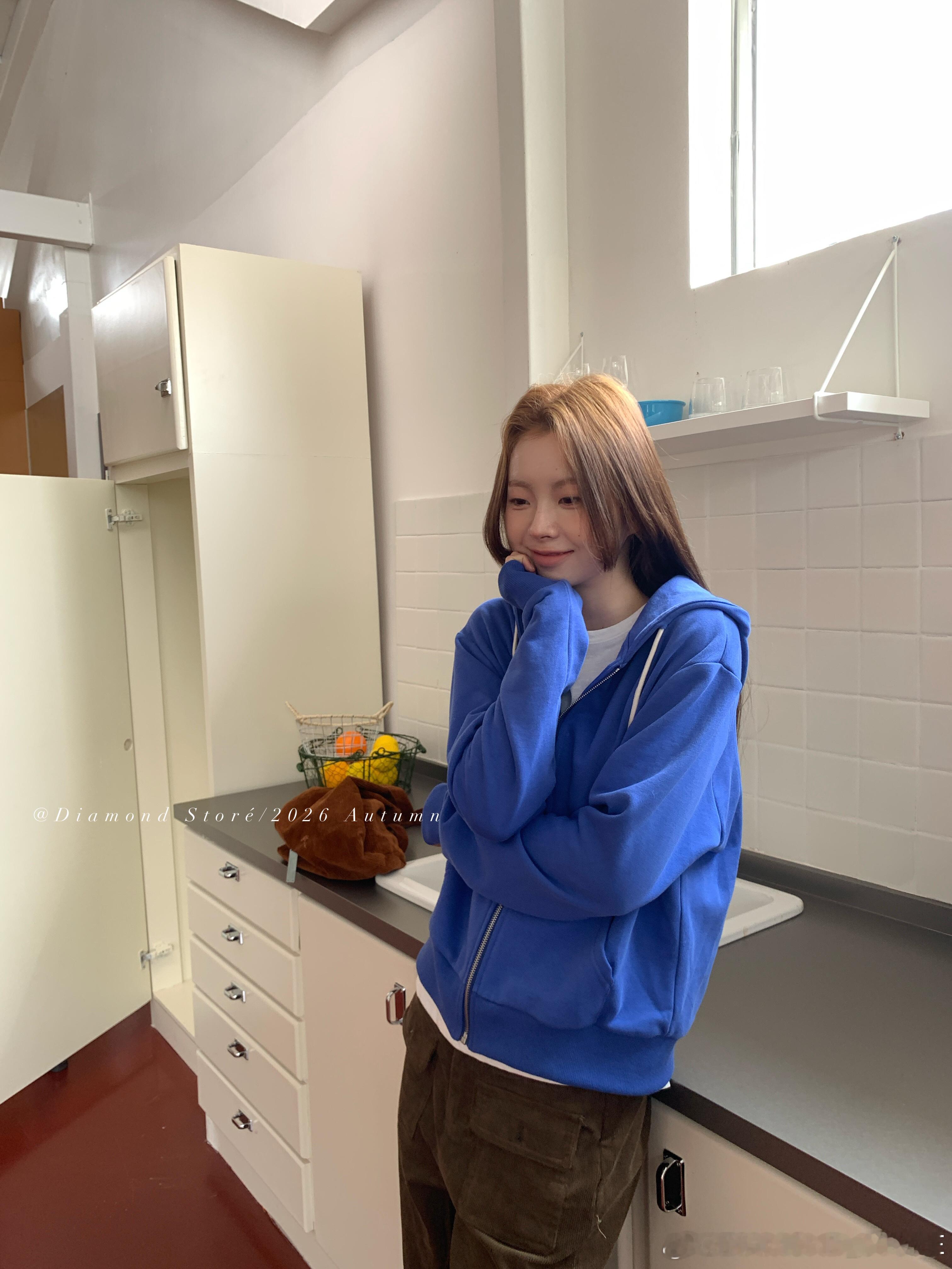 冷暖中和恰到好处.街头散步、咖啡探店都适配~𝐃𝐈𝐀𝐌𝐎𝐍𝐃 9/2