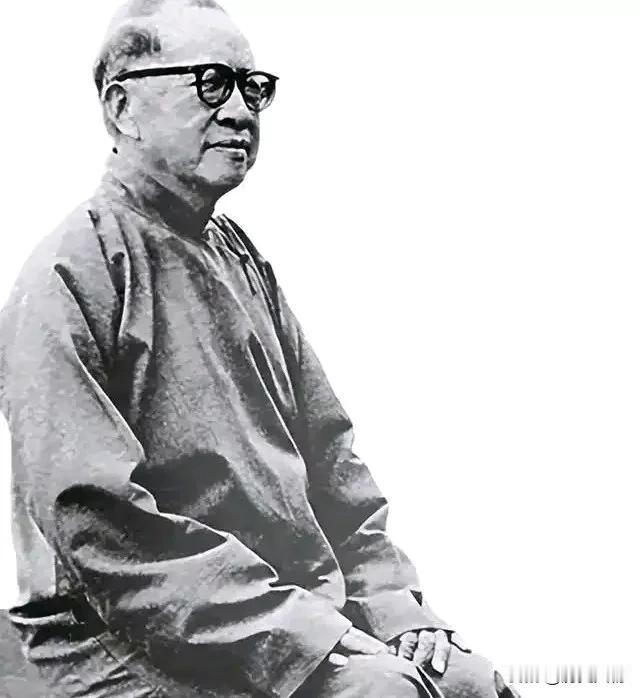 钱穆，出生于1895年，江苏无锡人近现代历史学家、思想家，自学成才。
早年在无锡
