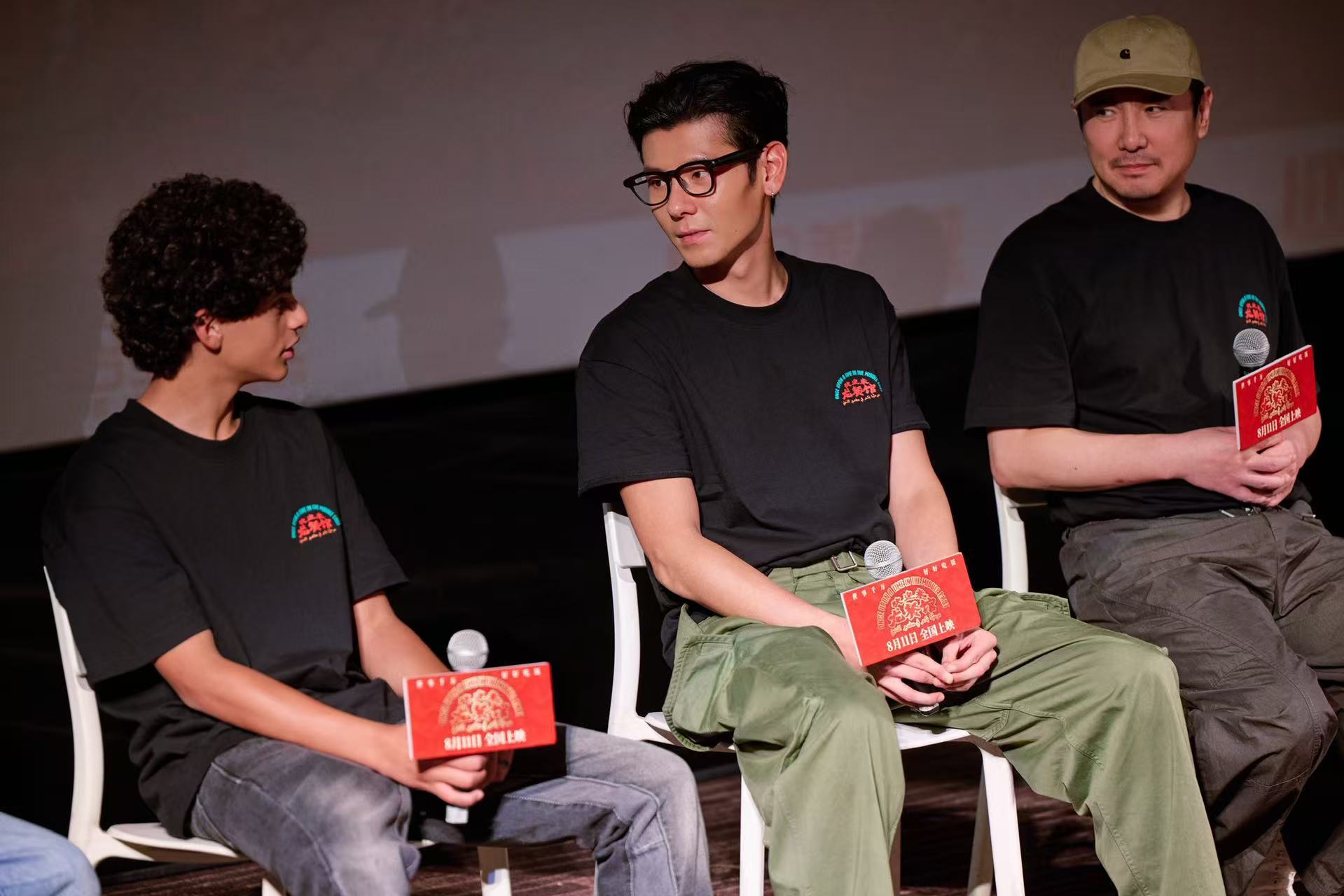 蒋奇明真的是天才演员 蒋奇明演戏的精准度确实很高。他能把语言和肢体结合得很自然，