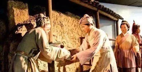 宋朝之前连棉被都没有，零下几十度的寒冬，古人是怎么熬过去的？
中国历史上，棉花大