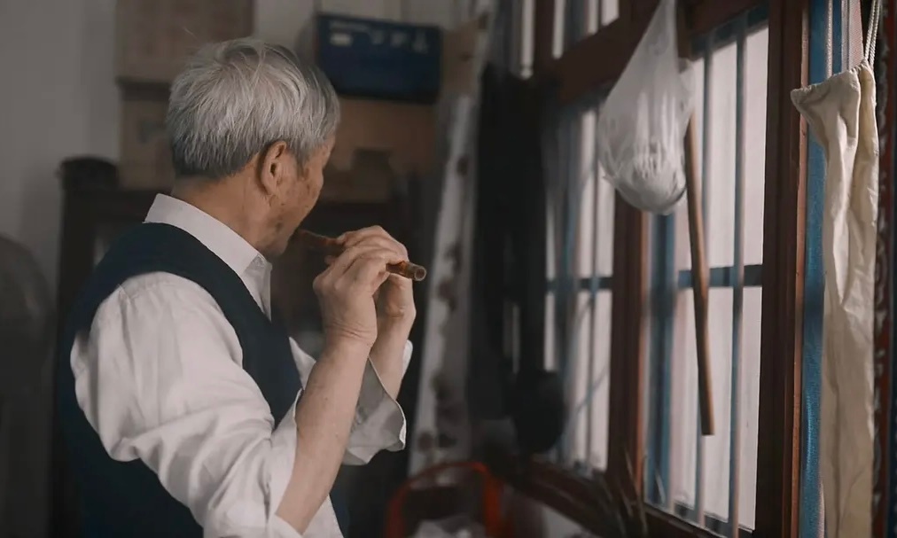 早安🌞“人无艺术身不贵，不会娱乐是蠢材。”——《四个春天》陆庆屹（2017） 