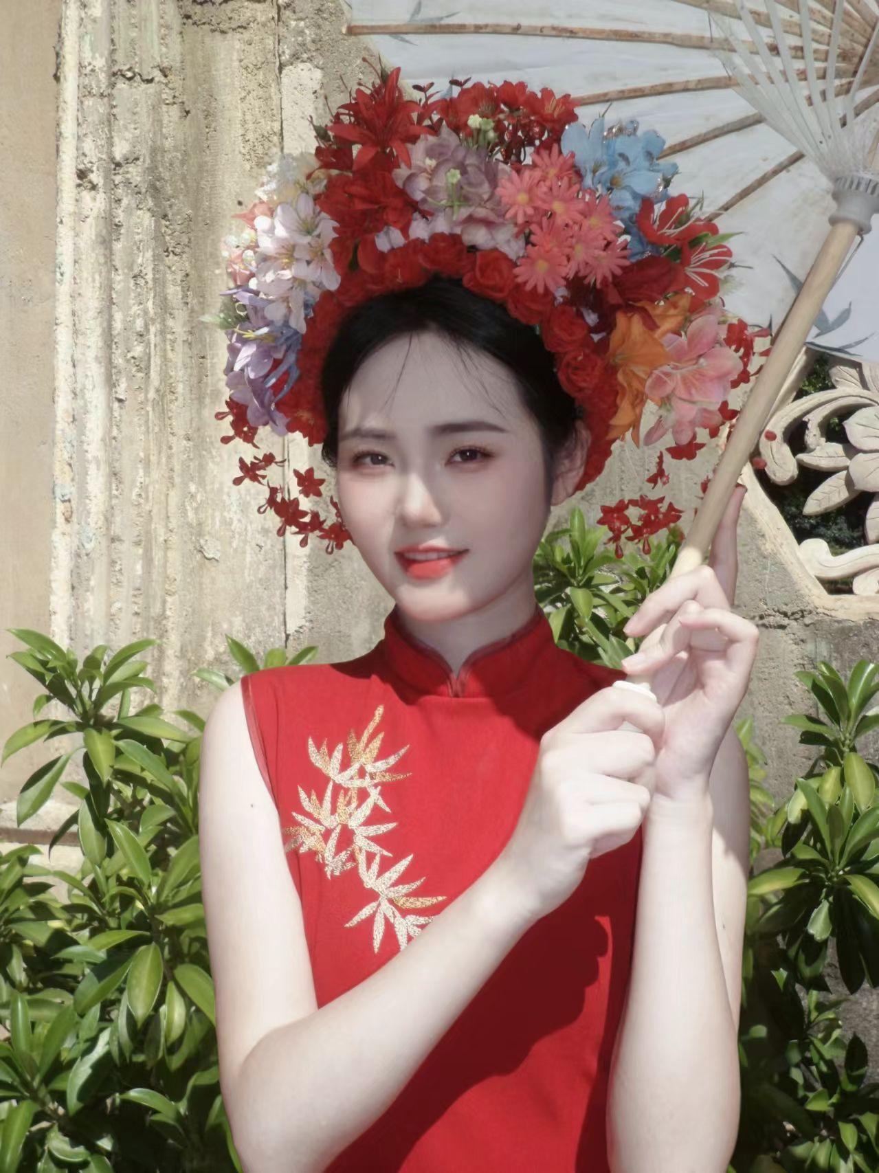 小棉袄，落落大方，眉清目秀！