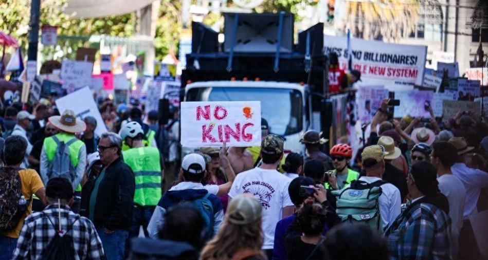 美伊在巴基斯坦伊斯兰堡的谈判，从4月11日下午一直谈到12日凌晨，整整21小时、