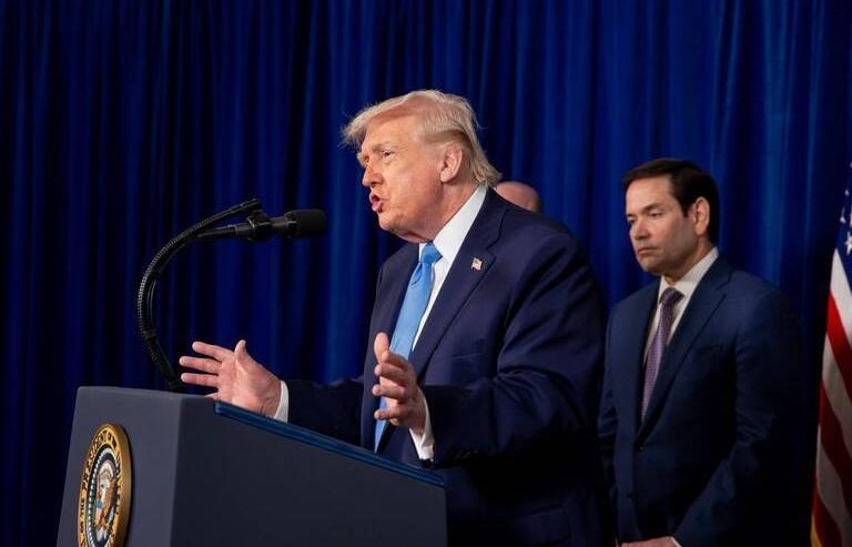 人人都知道古巴裔的卢比奥对古巴政权的痛恨，《纽约时报》这样形容：看到古巴政权垮台