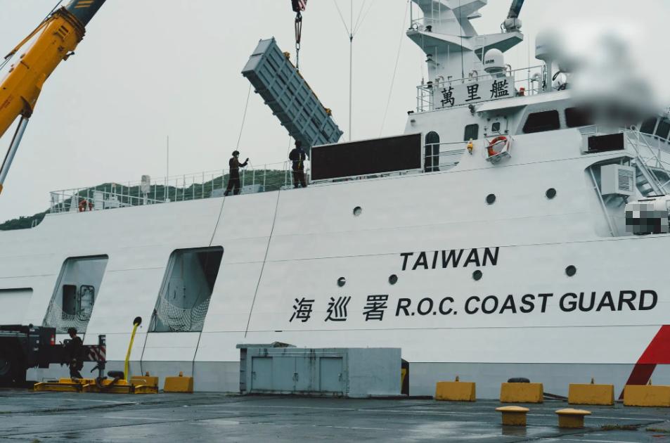 中秋都不消停！台湾海巡又在海上追截大陆渔船，6名大陆渔民被抓。更离谱的是，绿营转