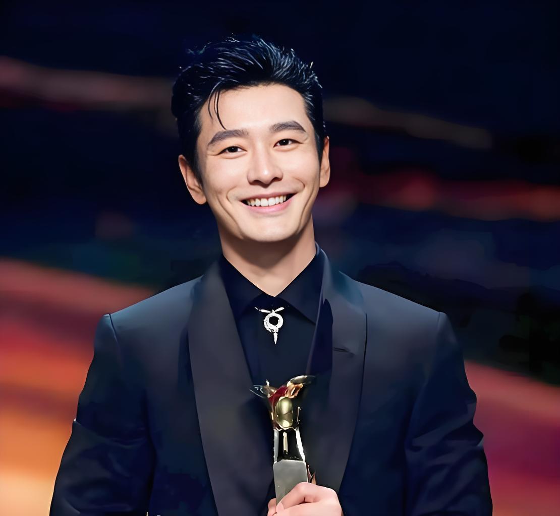 48岁的黄晓明，为何能放下明星光环，甘愿闭关苦读一整年？🥳

6月10日，上戏