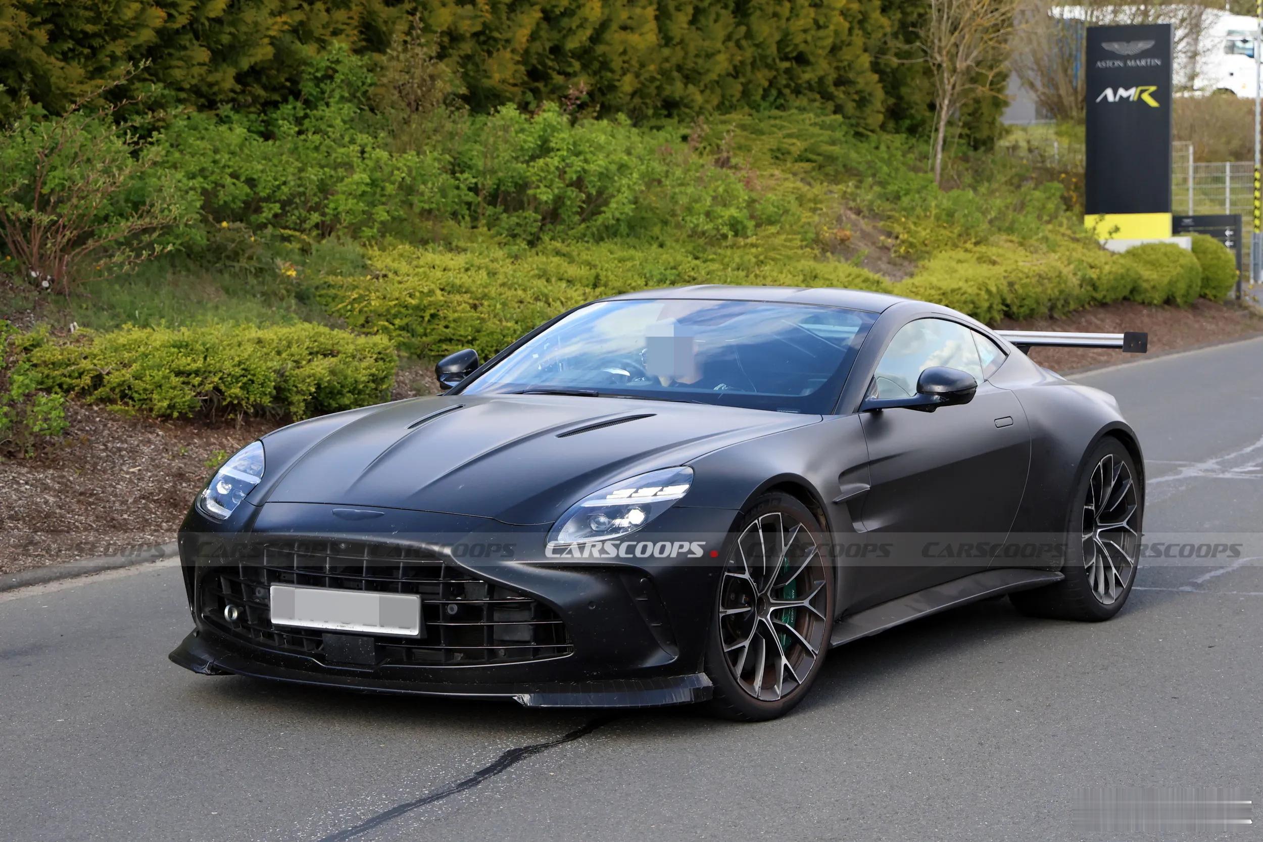名车志谍照 【赛道化高性能旗舰跑车，阿斯顿・马丁 Vantage RS AMR测