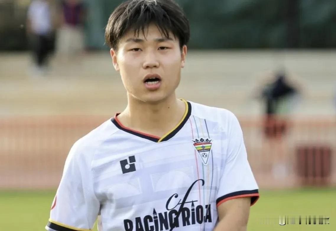 据说又有一位留洋西班牙的中国球员要回国了，似乎要再次上演出口转内销的戏码，出国镀