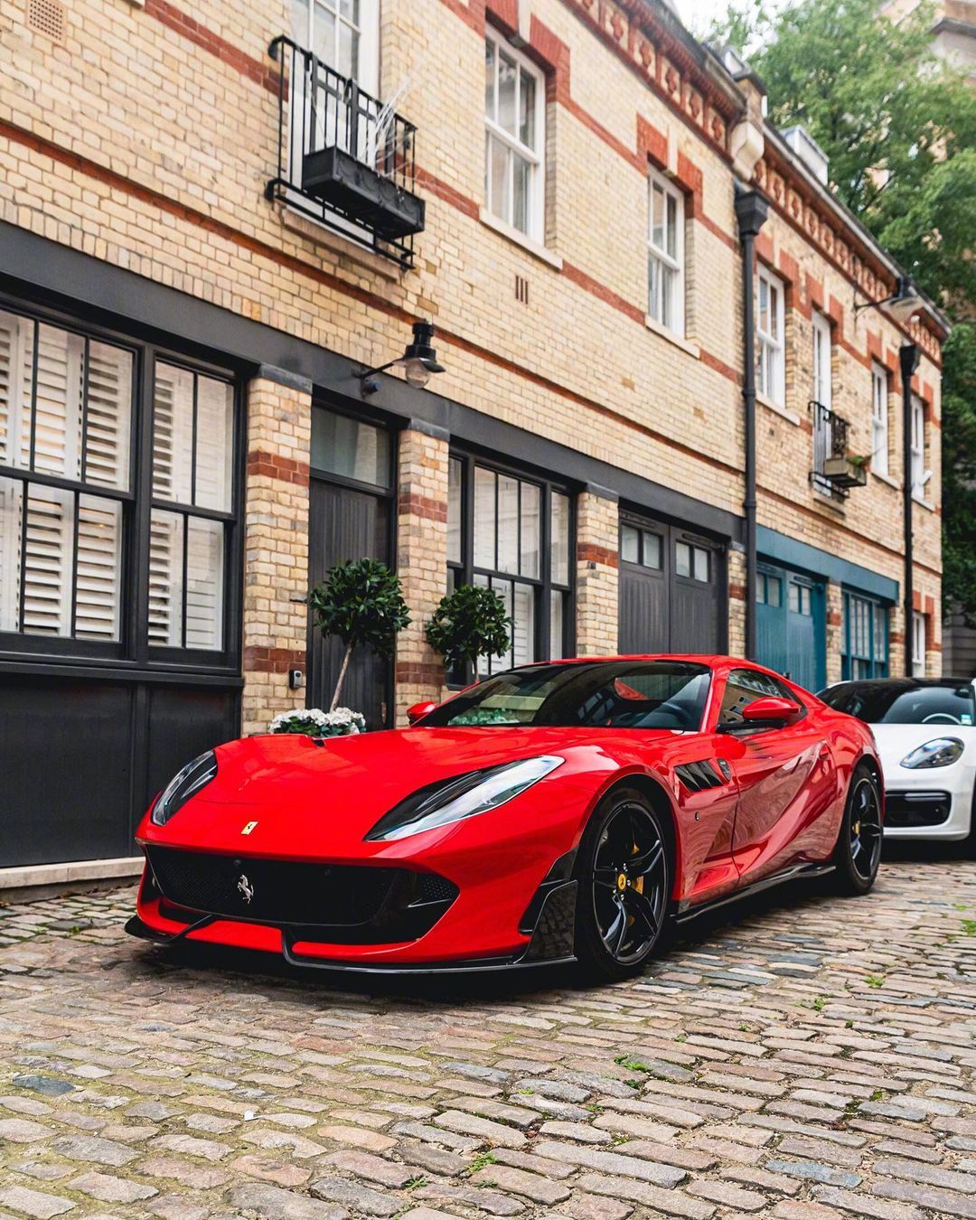 法拉利Mansory 812 Superfast 