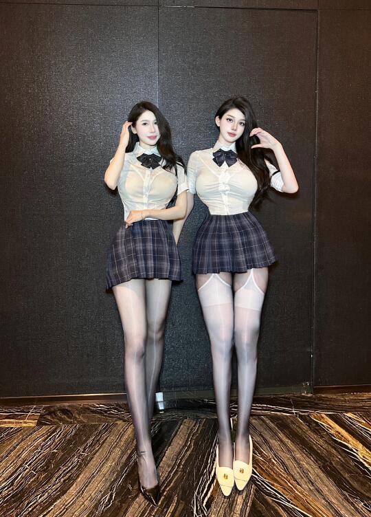 JK➕丝里丝