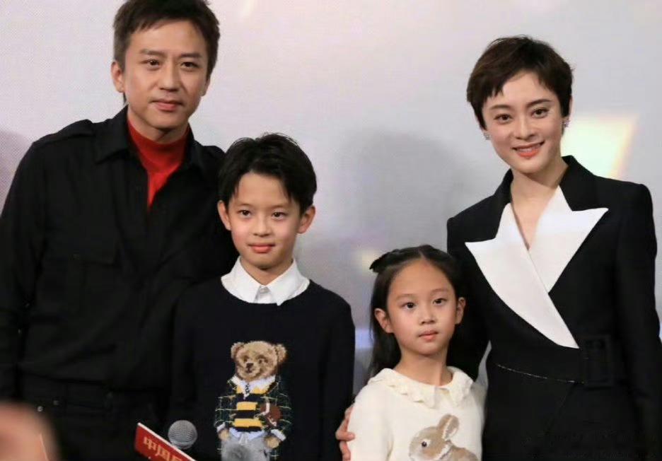 等等太帅了不知道为啥两个孩子都不太像孙俪、邓超啊